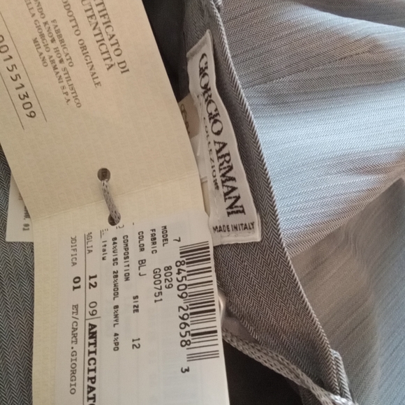 COPY - NEW VINTAGE GIORGIO ARMANI LE COLLEZIONI 12 SKIRT ITALY VIRGIN WOOL BLEN… - Picture 5 of 9